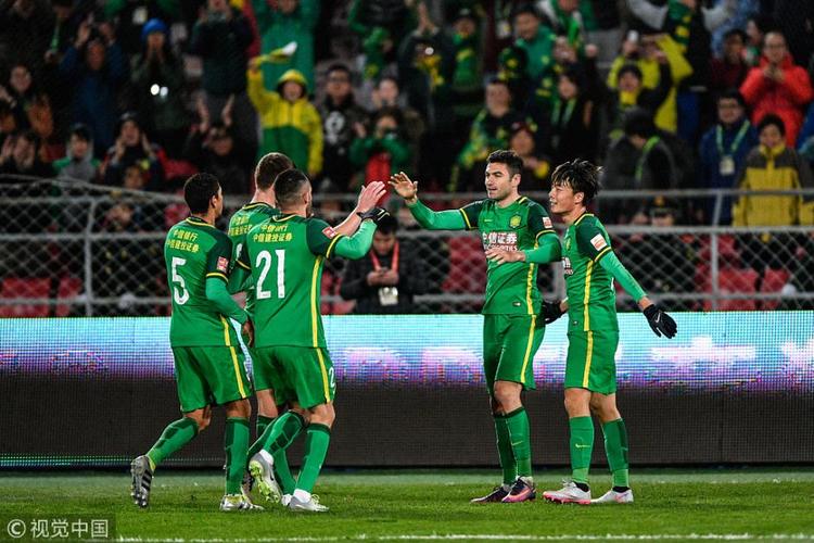 Milan đấu Với Lazio